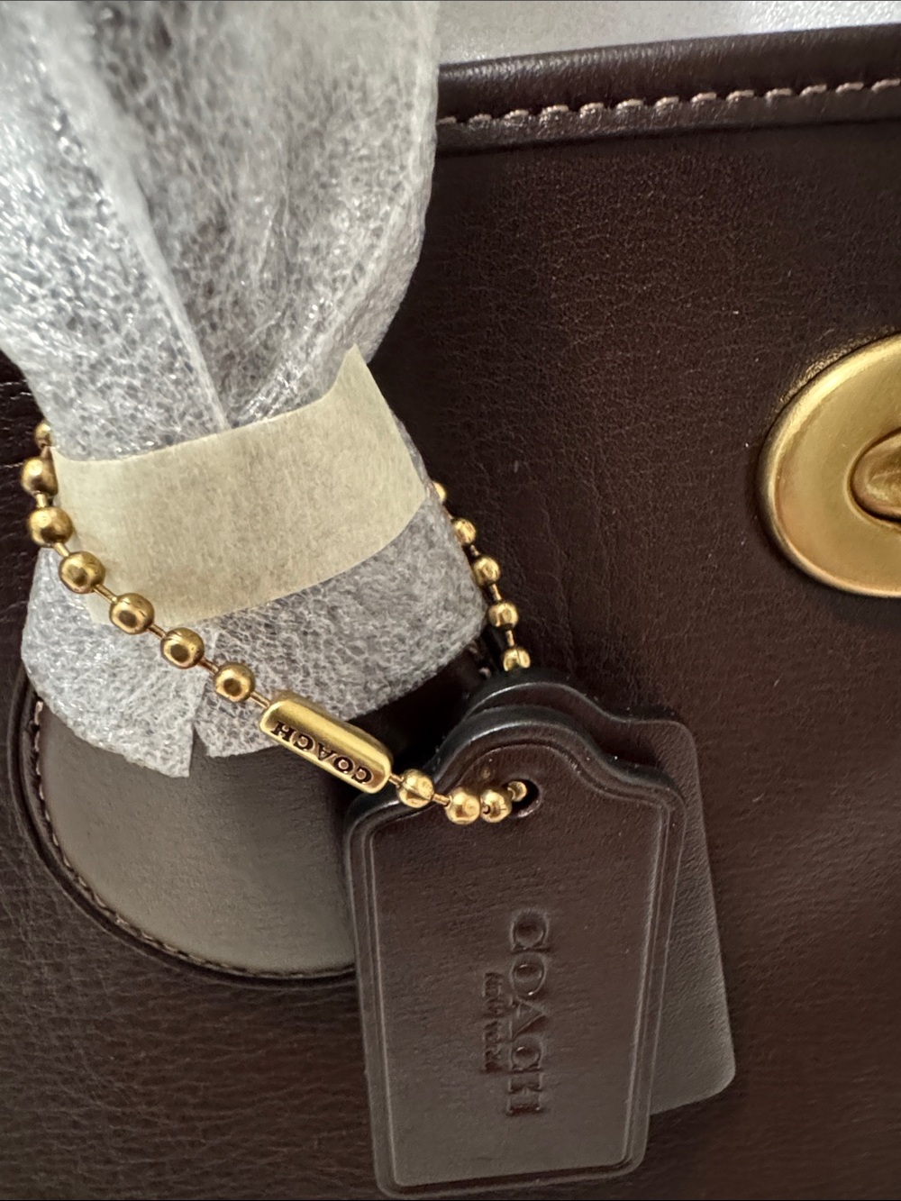 Coach maple BUY NOW turnlock tote size 40 
Prestige and pristine condition! - Picture 12 of 12